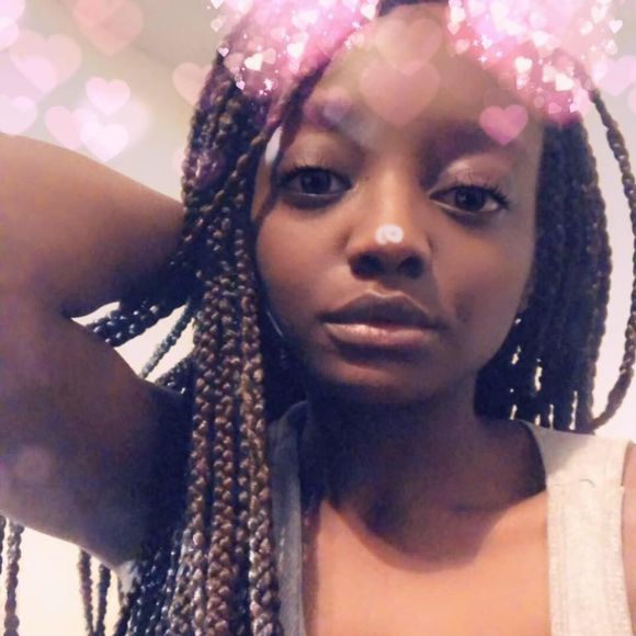 Meet your Posher, Ramonica - Picture 1 of 1